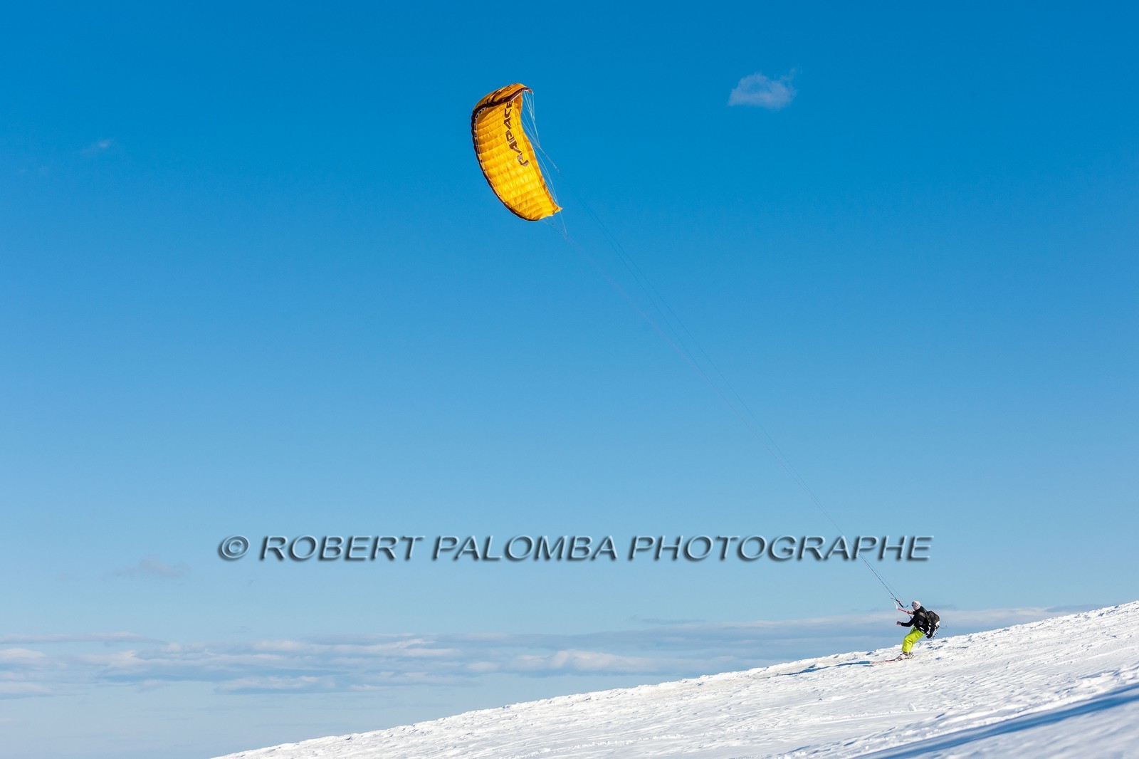 Snowkite