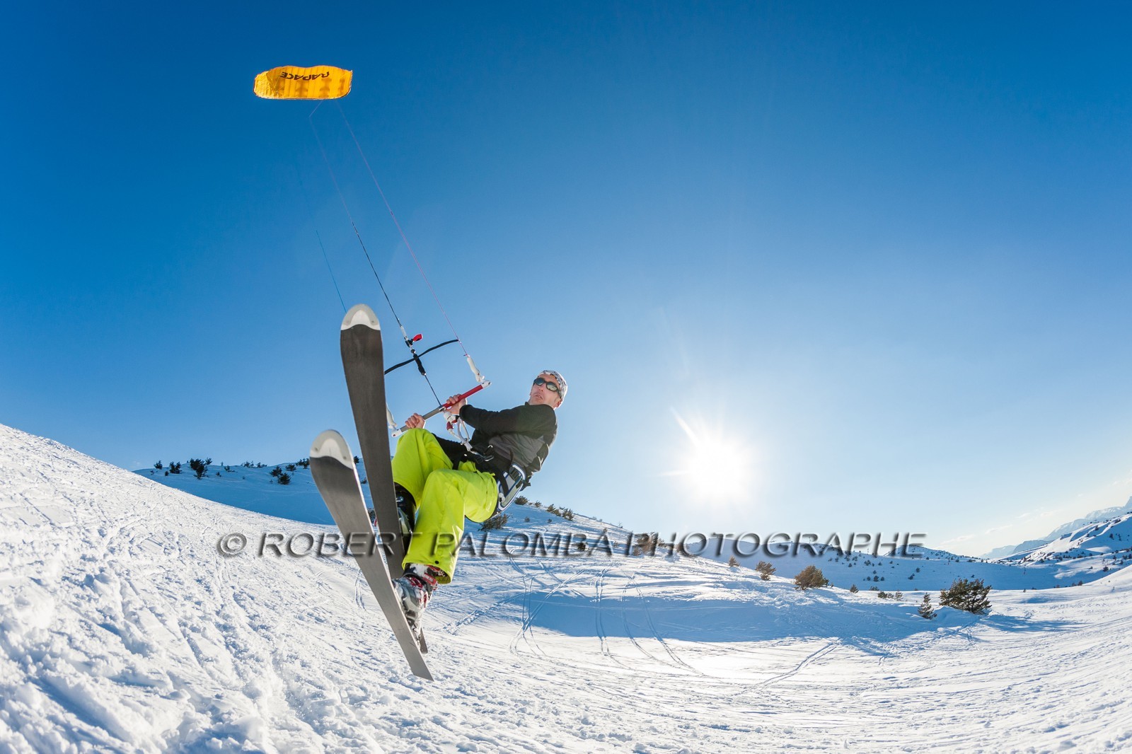 Snowkite