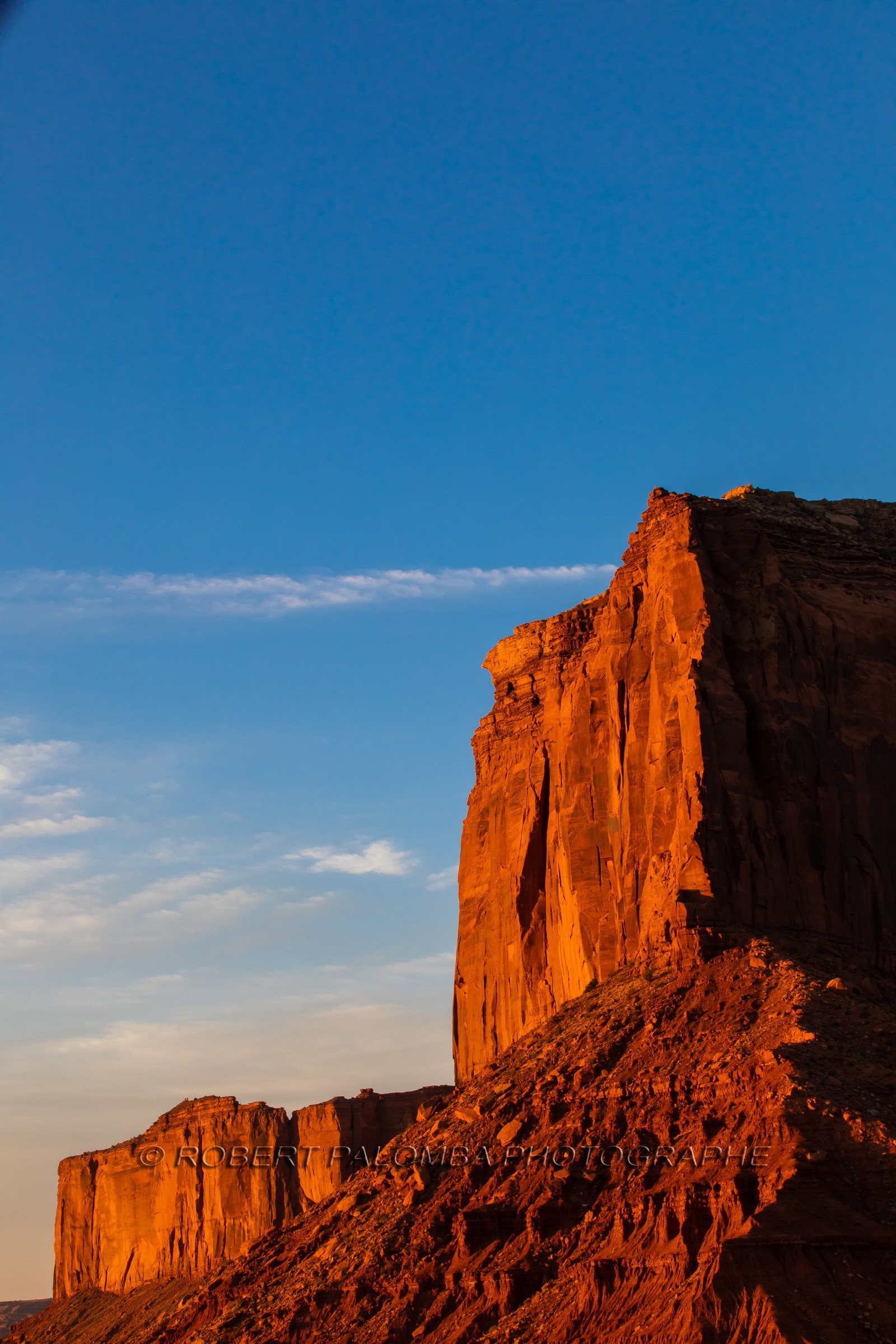 Lever de soleil sur Monument Valley