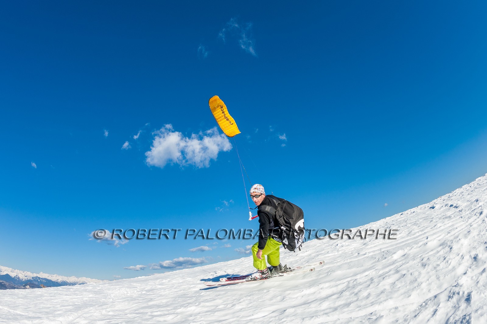 Snowkite